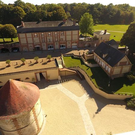 Domaine De Montchevreuil Hotell Fresneaux-Montchevreuil Exteriör bild