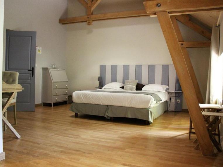 Domaine De Montchevreuil Hotell Fresneaux-Montchevreuil Exteriör bild