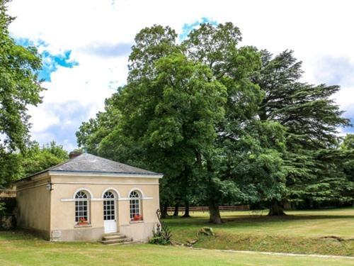 Domaine De Montchevreuil Hotell Fresneaux-Montchevreuil Rum bild