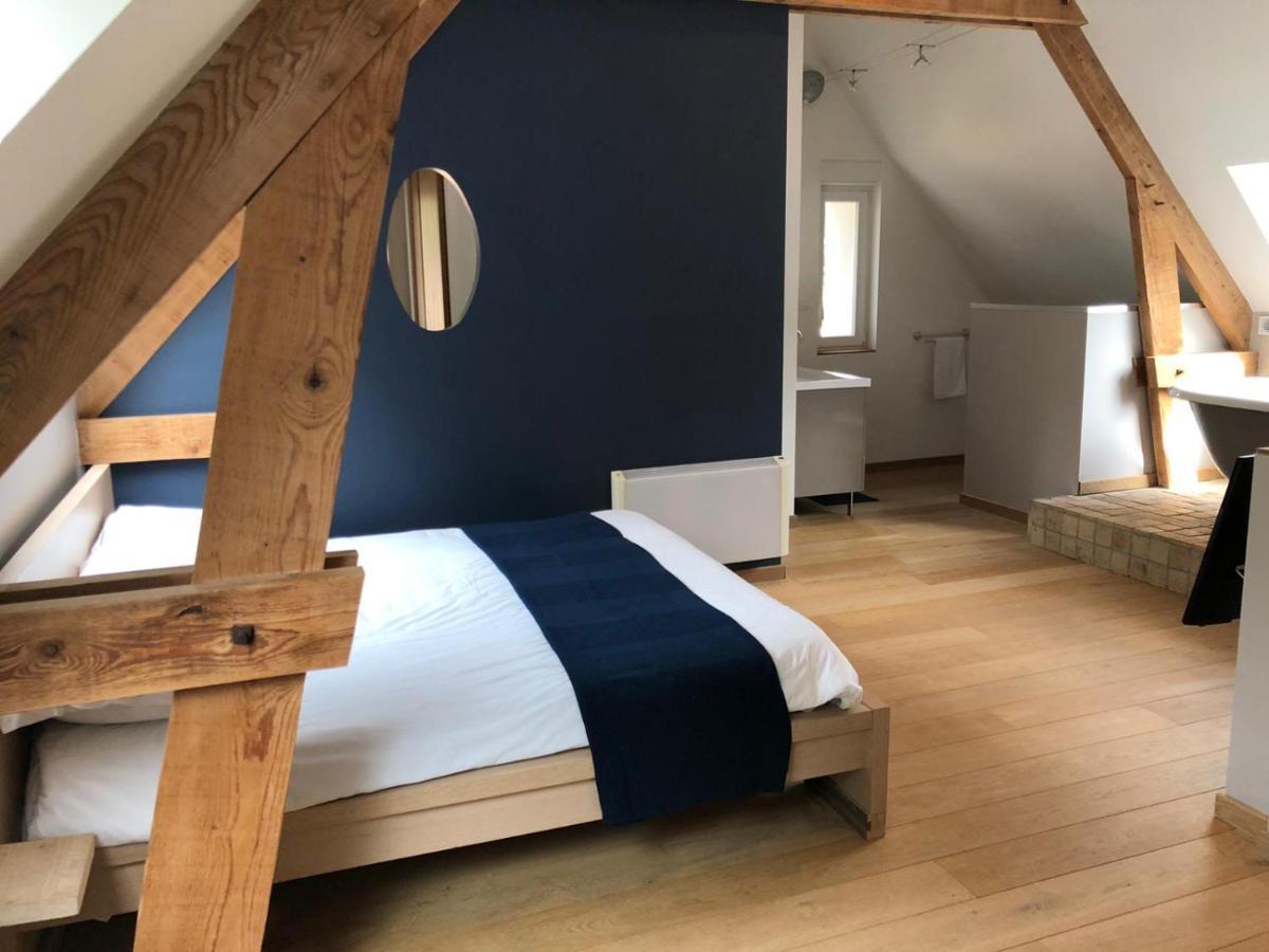 Domaine De Montchevreuil Hotell Fresneaux-Montchevreuil Exteriör bild